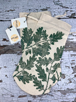 Oak Leaf Print Gift Bags